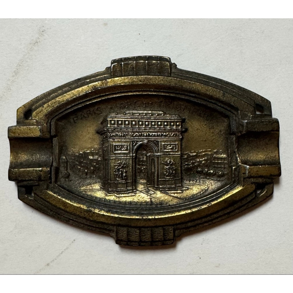 VINTAGE ASH TRAY MADE IN FRANCE PARIS -ARC de TRIOMPHE RC - 518 S.P.A.